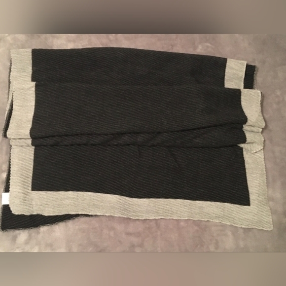 Scarf Bundle - Picture 5 of 16